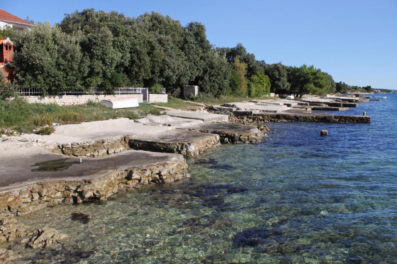 Family Friendly Seaside Apartments Kozino, Zadar - 5749 Петркане Екстериор снимка