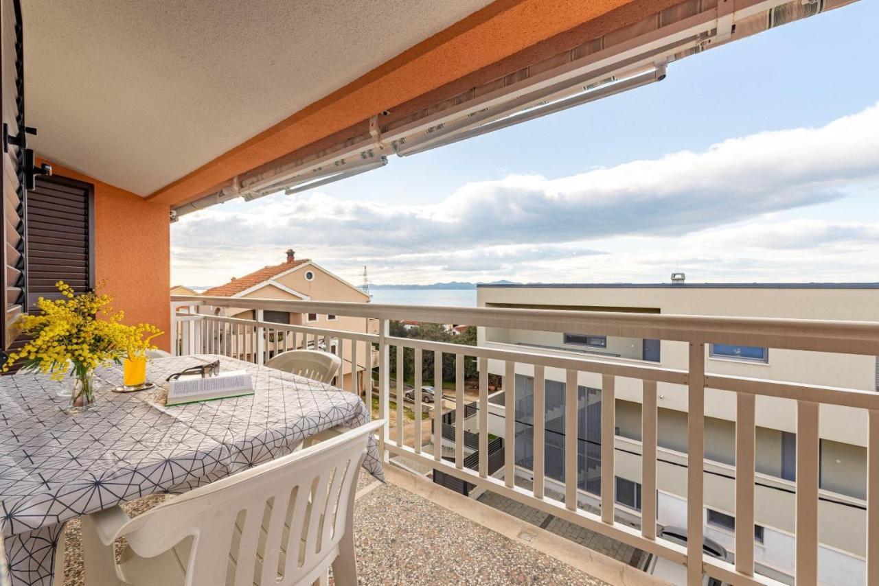 Family Friendly Seaside Apartments Kozino, Zadar - 5749 Петркане Екстериор снимка